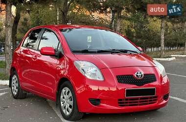 Хэтчбек Toyota Yaris 2008 в Одессе