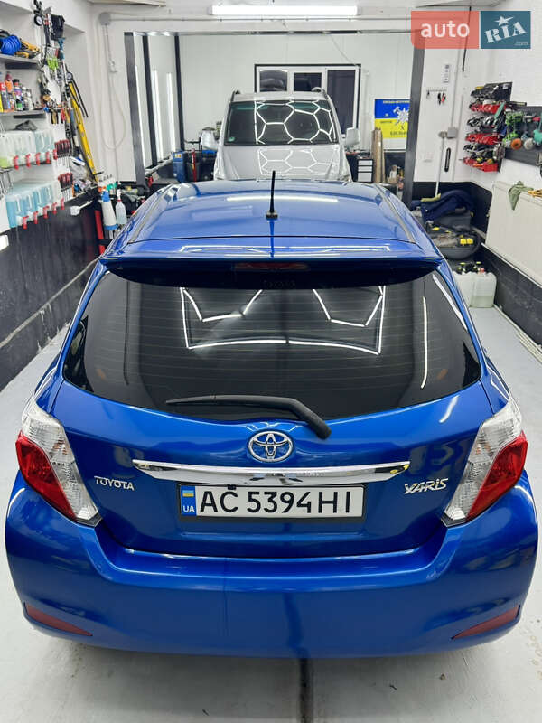 Хэтчбек Toyota Yaris 2013 в Черновцах фото 10 Хэтчбек Toyota Yaris 2013 в Черновцах