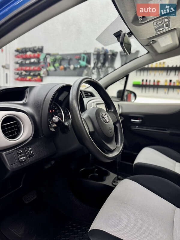 Хэтчбек Toyota Yaris 2013 в Черновцах фото 19 Хэтчбек Toyota Yaris 2013 в Черновцах
