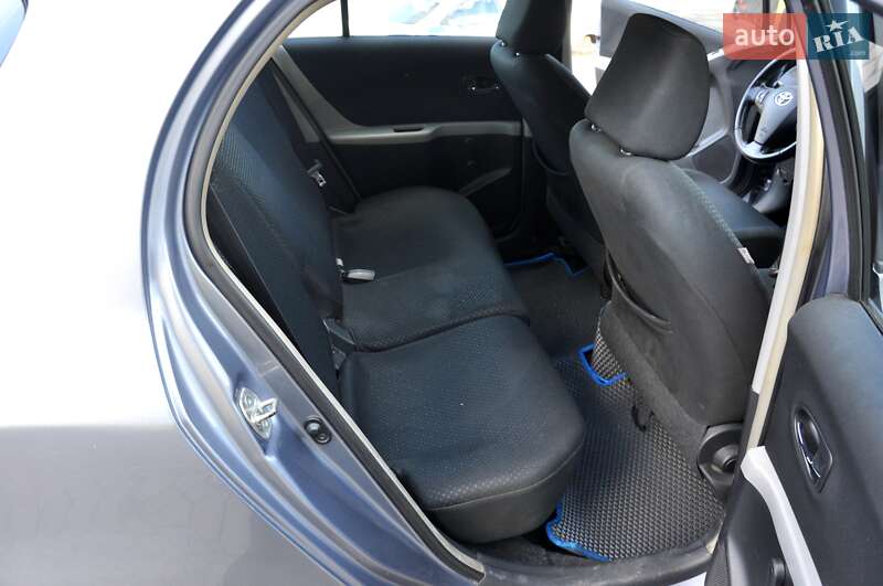 Хетчбек Toyota Yaris 2010 в Львові