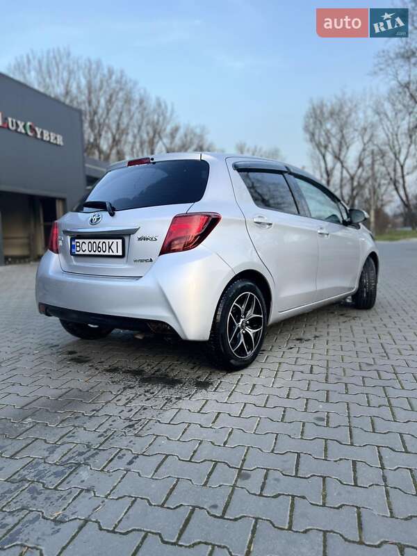 Хэтчбек Toyota Yaris 2014 в Львове фото 19 Хэтчбек Toyota Yaris 2014 в Львове