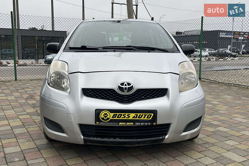Хетчбек Toyota Yaris 2011 в Стрию фото 2 Хетчбек Toyota Yaris 2011 в Стрию