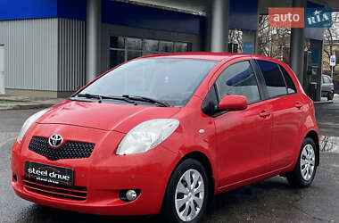 Хетчбек Toyota Yaris 2008 в Миколаєві