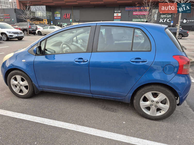 Седан Toyota Yaris 2007 в Броварах