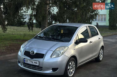 Хэтчбек Toyota Yaris 2007 в Тульчине
