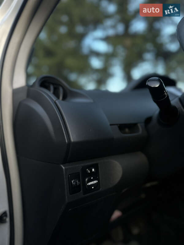 Хэтчбек Toyota Yaris 2007 в Тульчине