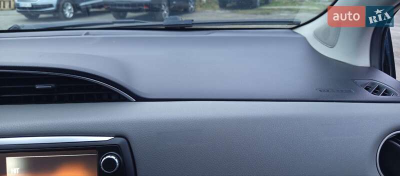 Хэтчбек Toyota Yaris 2014 в Житомире фото 21 Хэтчбек Toyota Yaris 2014 в Житомире