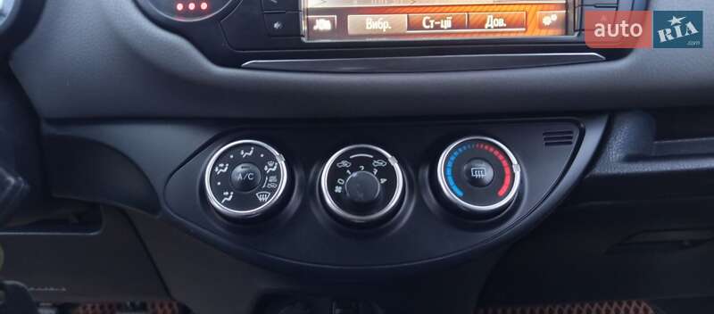 Хэтчбек Toyota Yaris 2014 в Житомире фото 18 Хэтчбек Toyota Yaris 2014 в Житомире
