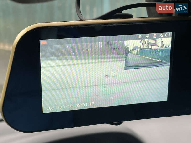 Хэтчбек Toyota Yaris 2006 в Киеве