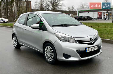 Хэтчбек Toyota Yaris 2011 в Житомире