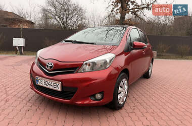 Хетчбек Toyota Yaris 2011 в Чернівцях