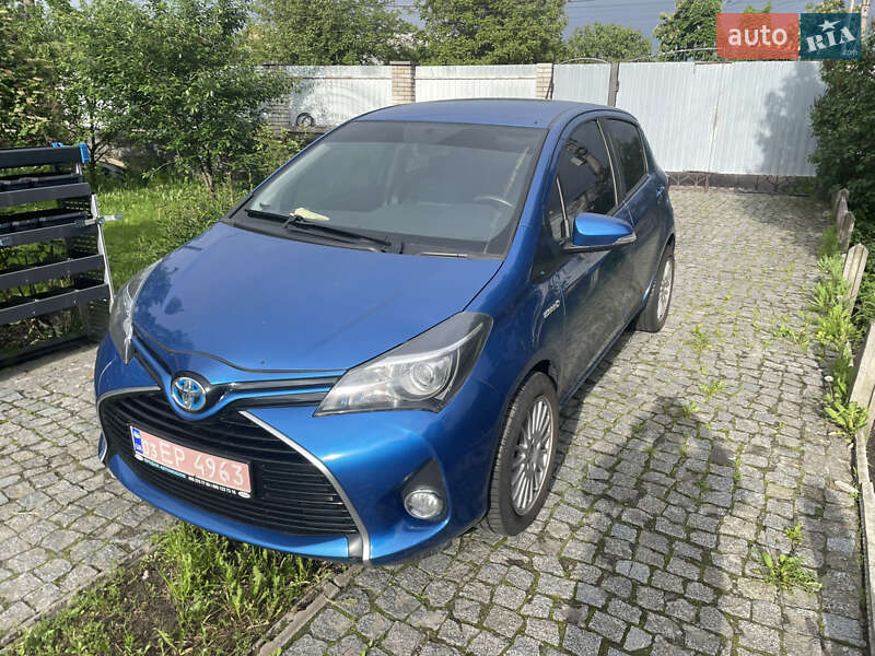Toyota Yaris 2015