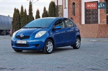 Хетчбек Toyota Yaris 2006 в Львові