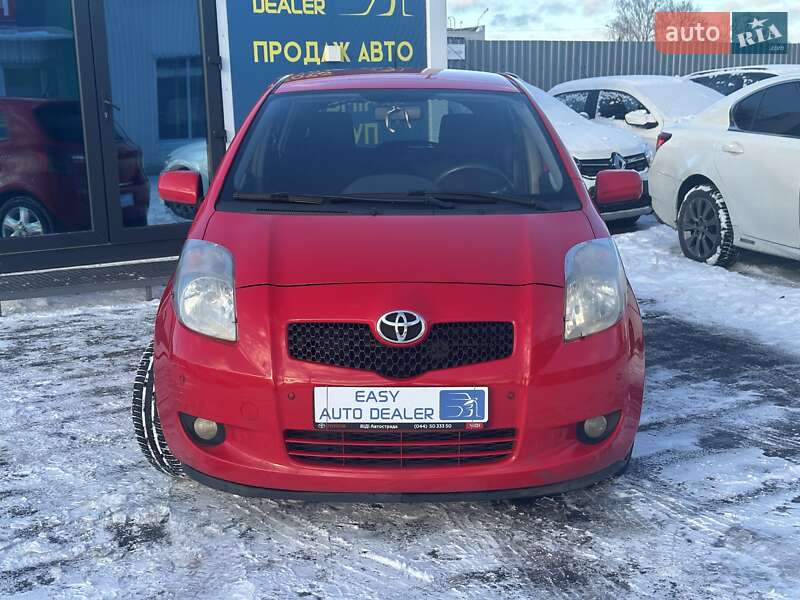 Хэтчбек Toyota Yaris 2008 в Киеве фото 2 Хэтчбек Toyota Yaris 2008 в Киеве