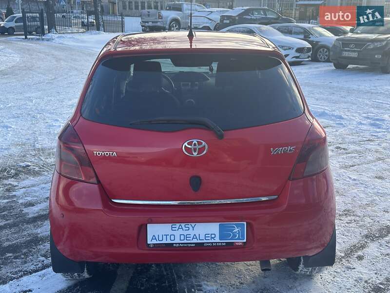 Хэтчбек Toyota Yaris 2008 в Киеве фото 5 Хэтчбек Toyota Yaris 2008 в Киеве