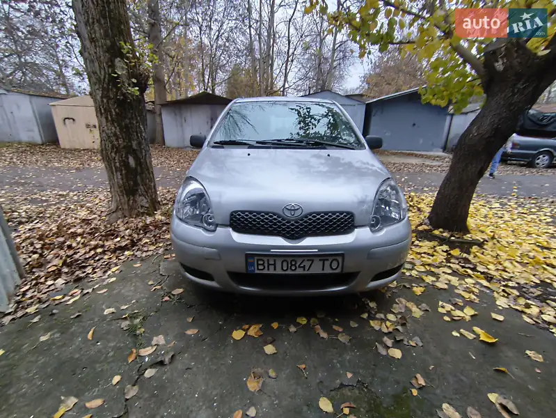 Toyota Yaris 2004
