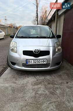 Хэтчбек Toyota Yaris 2007 в Одессе