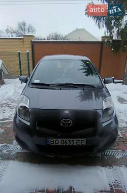 Хетчбек Toyota Yaris 2009 в Харкові