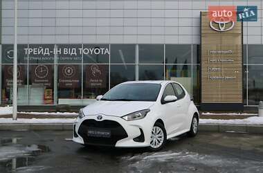 Хэтчбек Toyota Yaris 2021 в Киеве