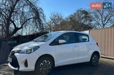 Хетчбек Toyota Yaris 2014 в Києві