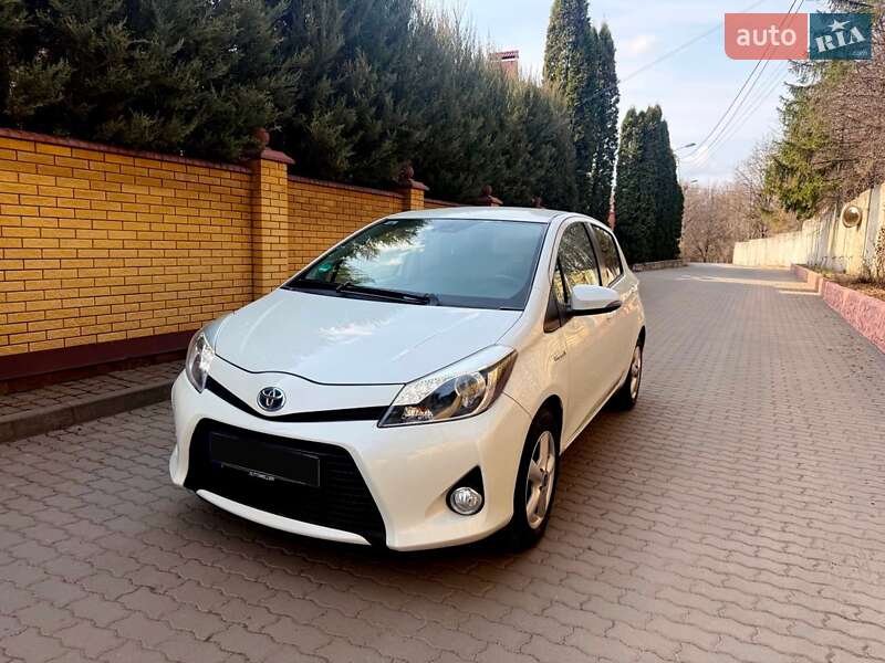 Toyota Yaris 2014