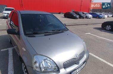 Хетчбек Toyota Yaris 2004 в Кропивницькому