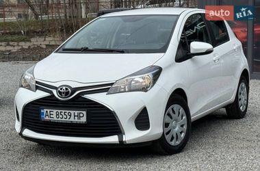 Хетчбек Toyota Yaris 2016 в Дніпрі