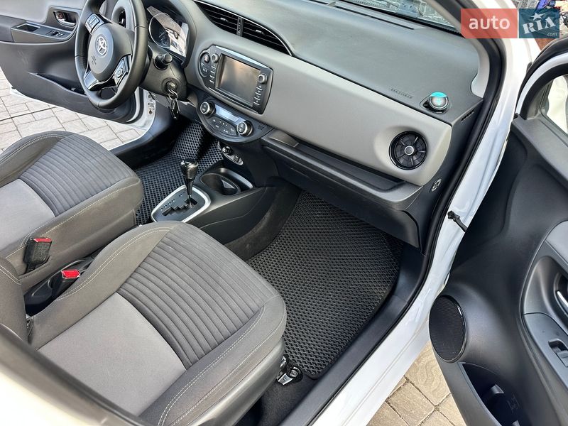 Хэтчбек Toyota Yaris 2019 в Житомире