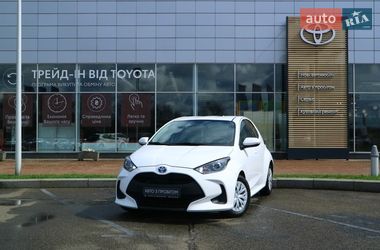 Хэтчбек Toyota Yaris 2021 в Киеве