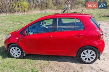 Хетчбек Toyota Yaris 2008 в Львові