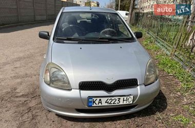 Хэтчбек Toyota Yaris 2000 в Кропивницком