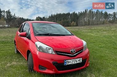 Хэтчбек Toyota Yaris 2013 в Черкассах