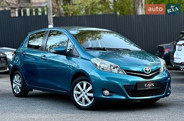 Хетчбек Toyota Yaris 2012 в Києві