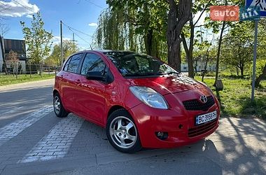 Хэтчбек Toyota Yaris 2007 в Львове