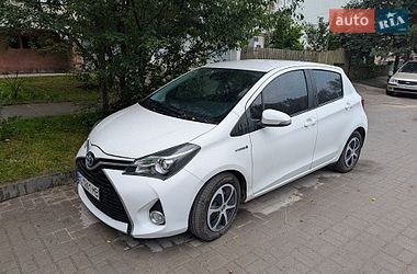 Хетчбек Toyota Yaris 2016 в Львові