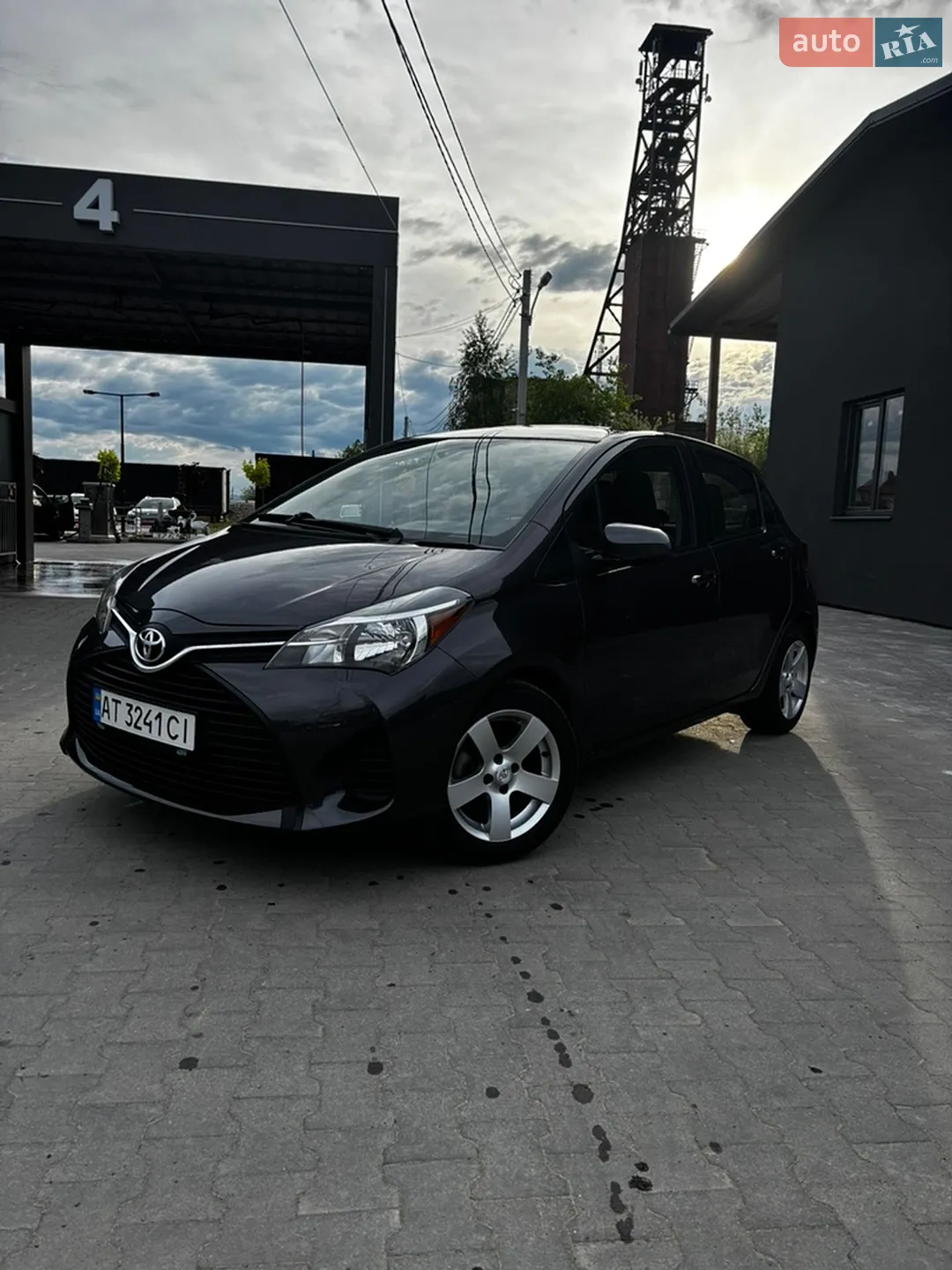 2014 Toyota Yaris - мініатюра 3