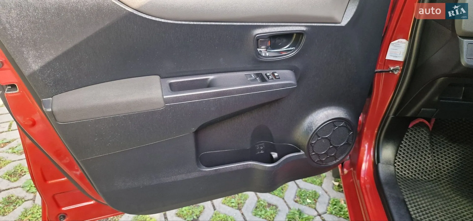 2012 Toyota Yaris - мініатюра 39