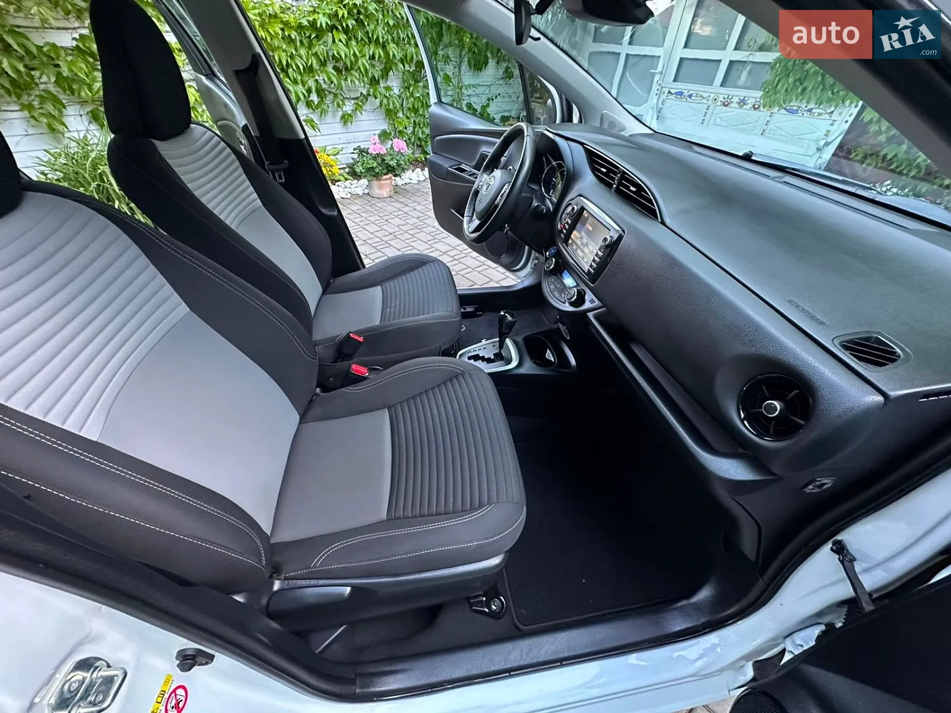 2018 Toyota Yaris - мініатюра 22