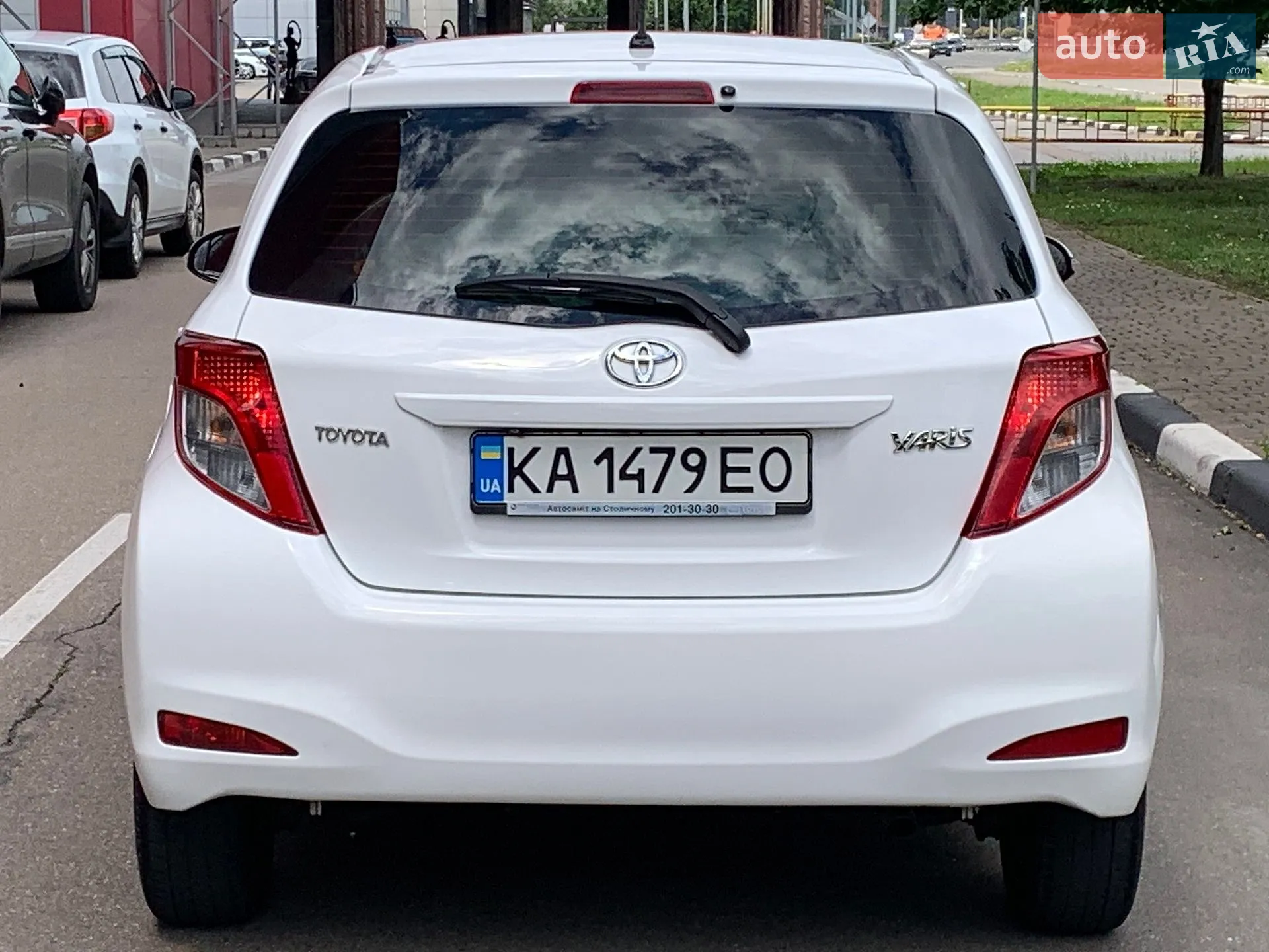 2014 Toyota Yaris - мініатюра 10