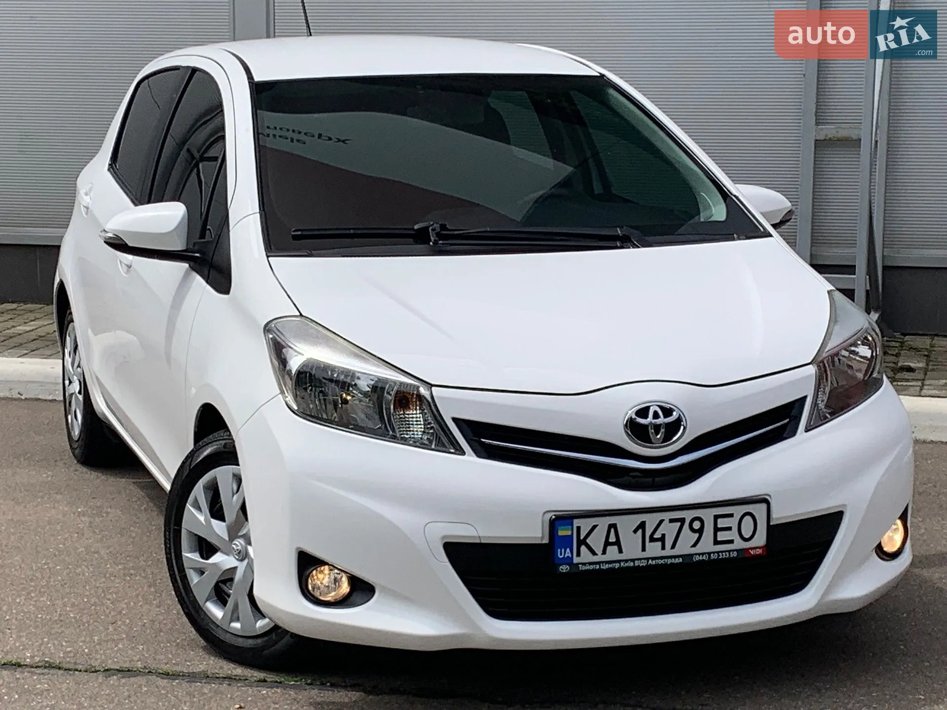 2014 Toyota Yaris - мініатюра 32