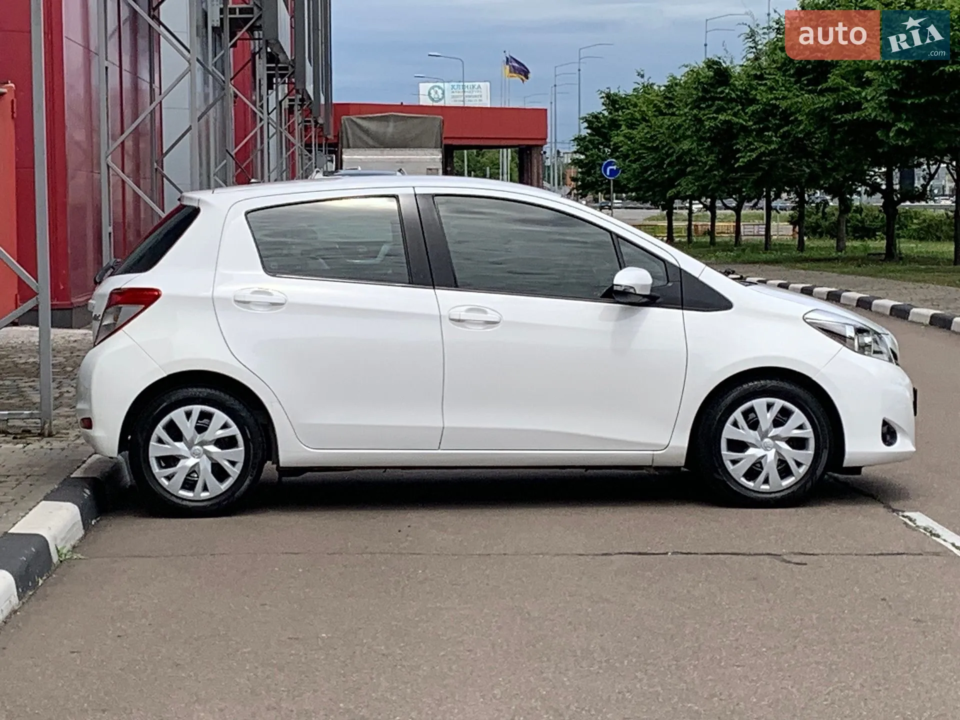 2014 Toyota Yaris - мініатюра 37