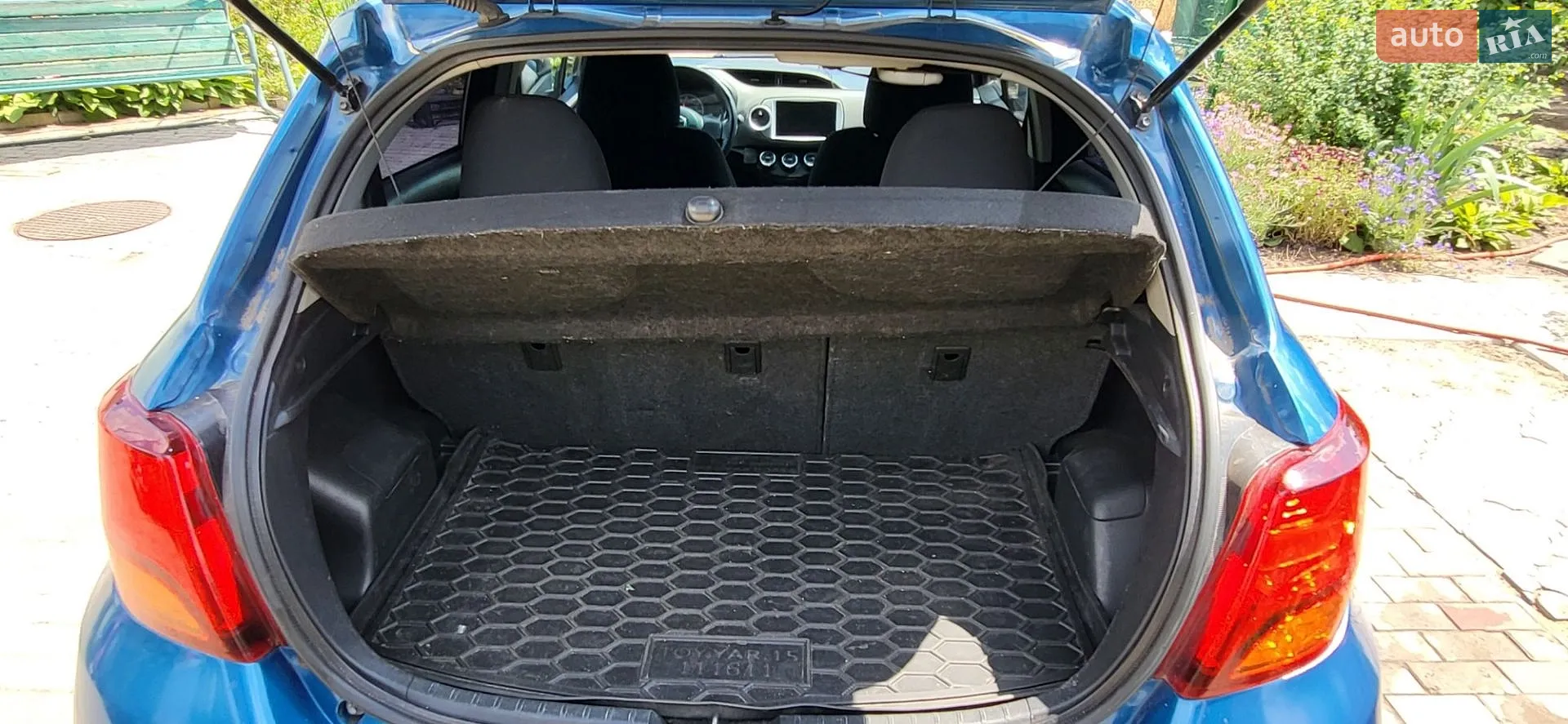 2015 Toyota Yaris - мініатюра 6