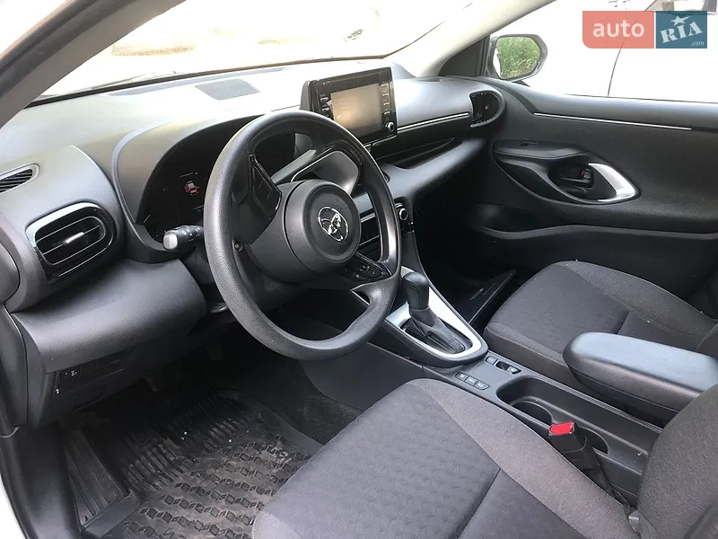 Toyota Yaris 2021 VIN VNKKBAC300A196280 фото оголошення 3 з 36