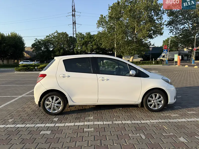 Toyota Yaris 2013 VIN VNKKJ0D320A176916 фото оголошення 9 з 49