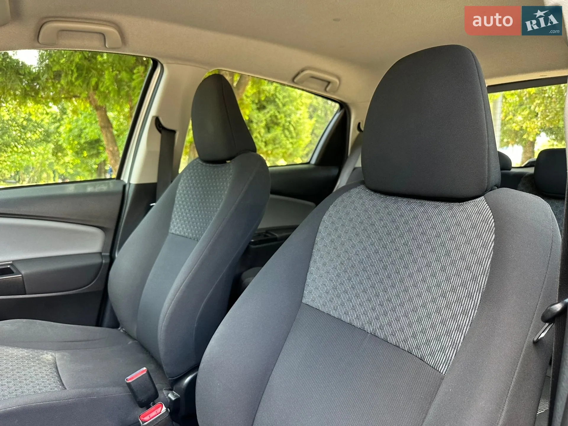 2015 Toyota Yaris - мініатюра 45