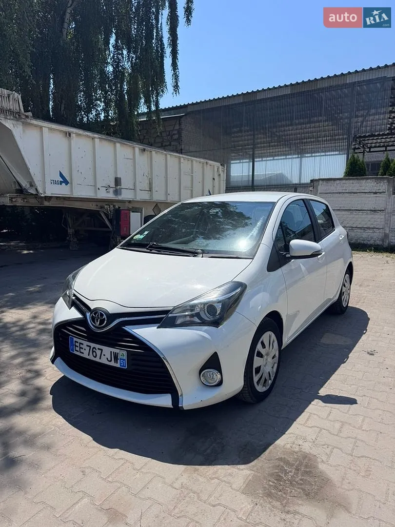 2016 Toyota Yaris - фото 1