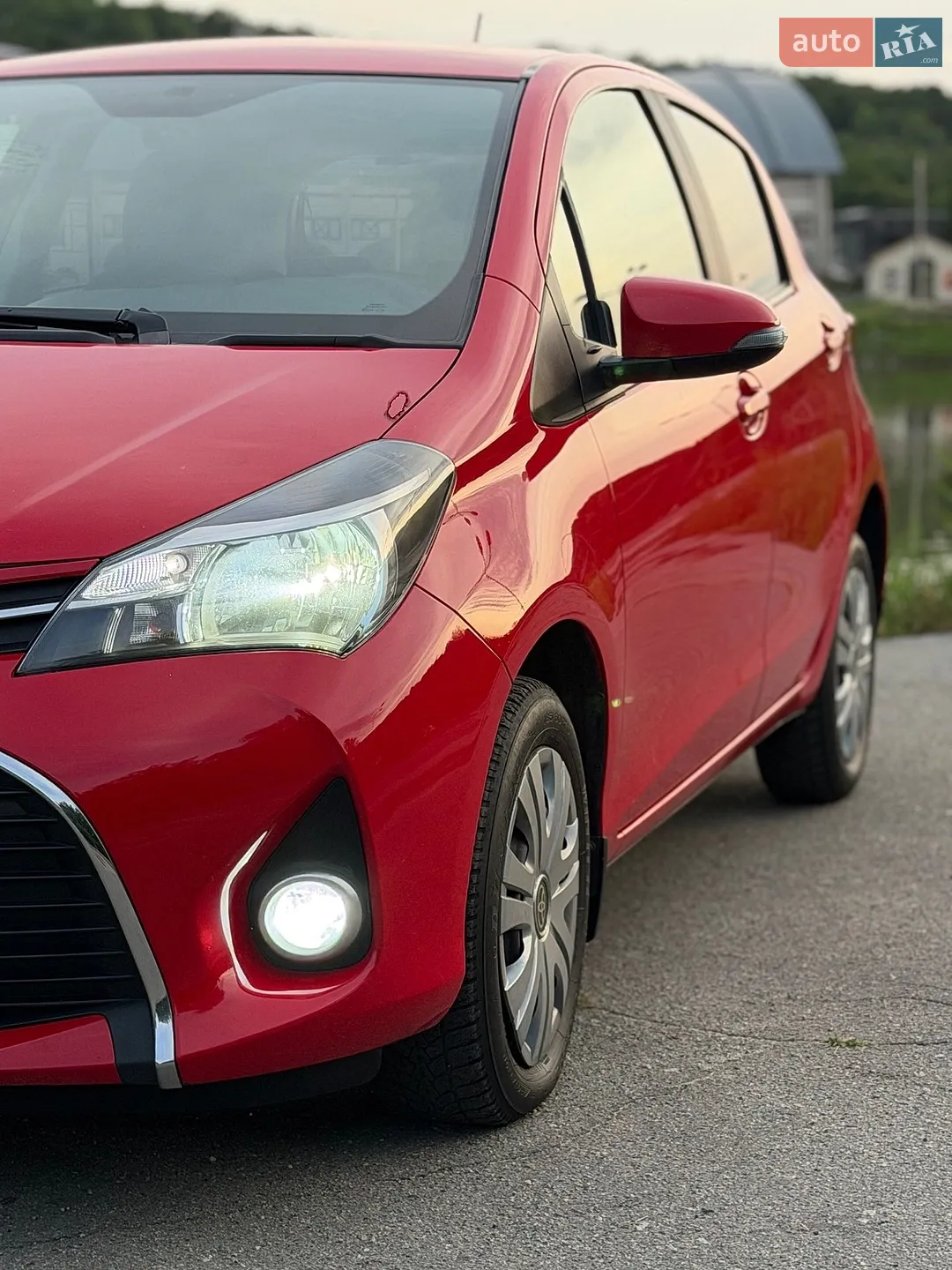 2016 Toyota Yaris - мініатюра 8