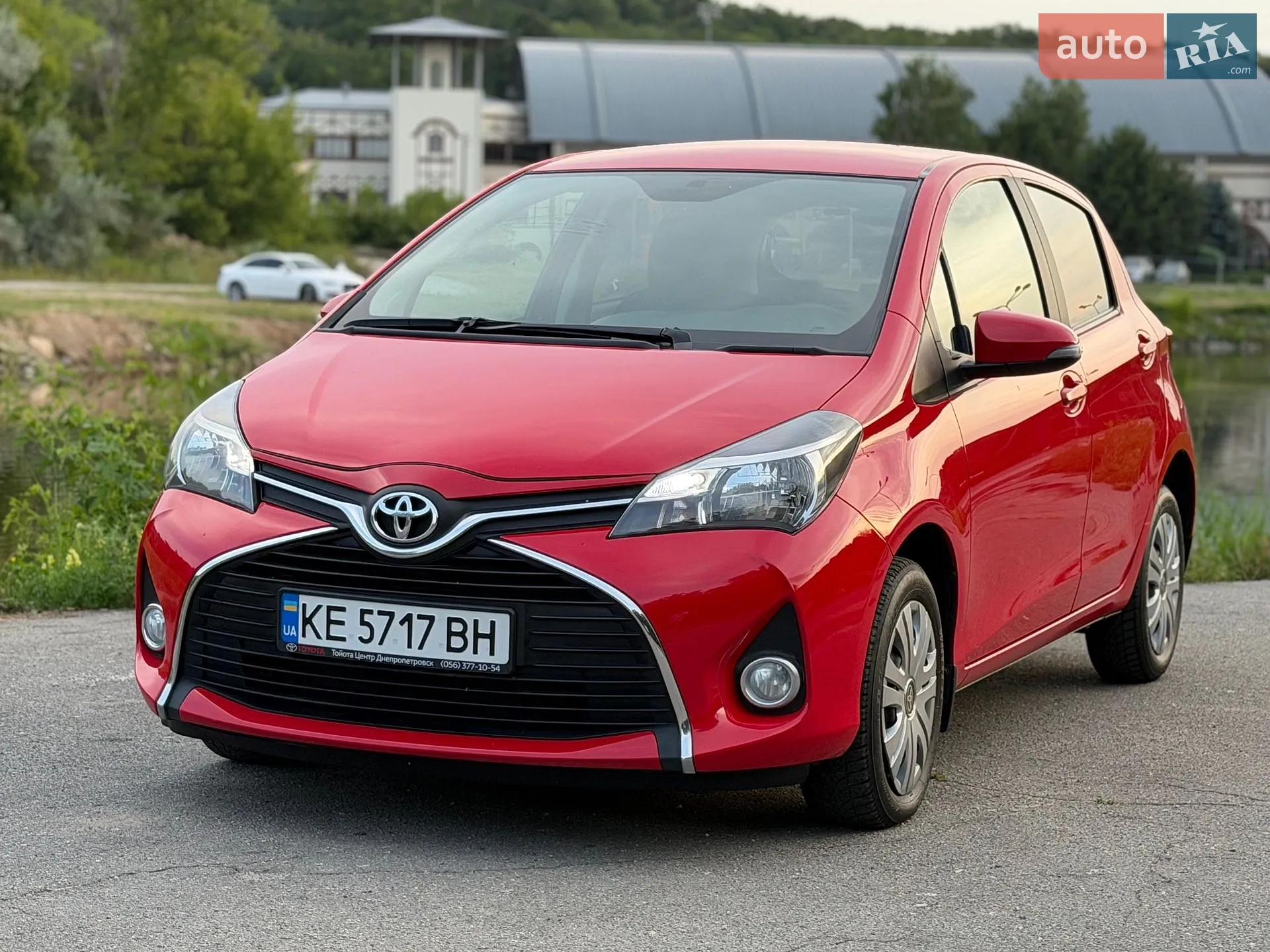 2016 Toyota Yaris - мініатюра 12