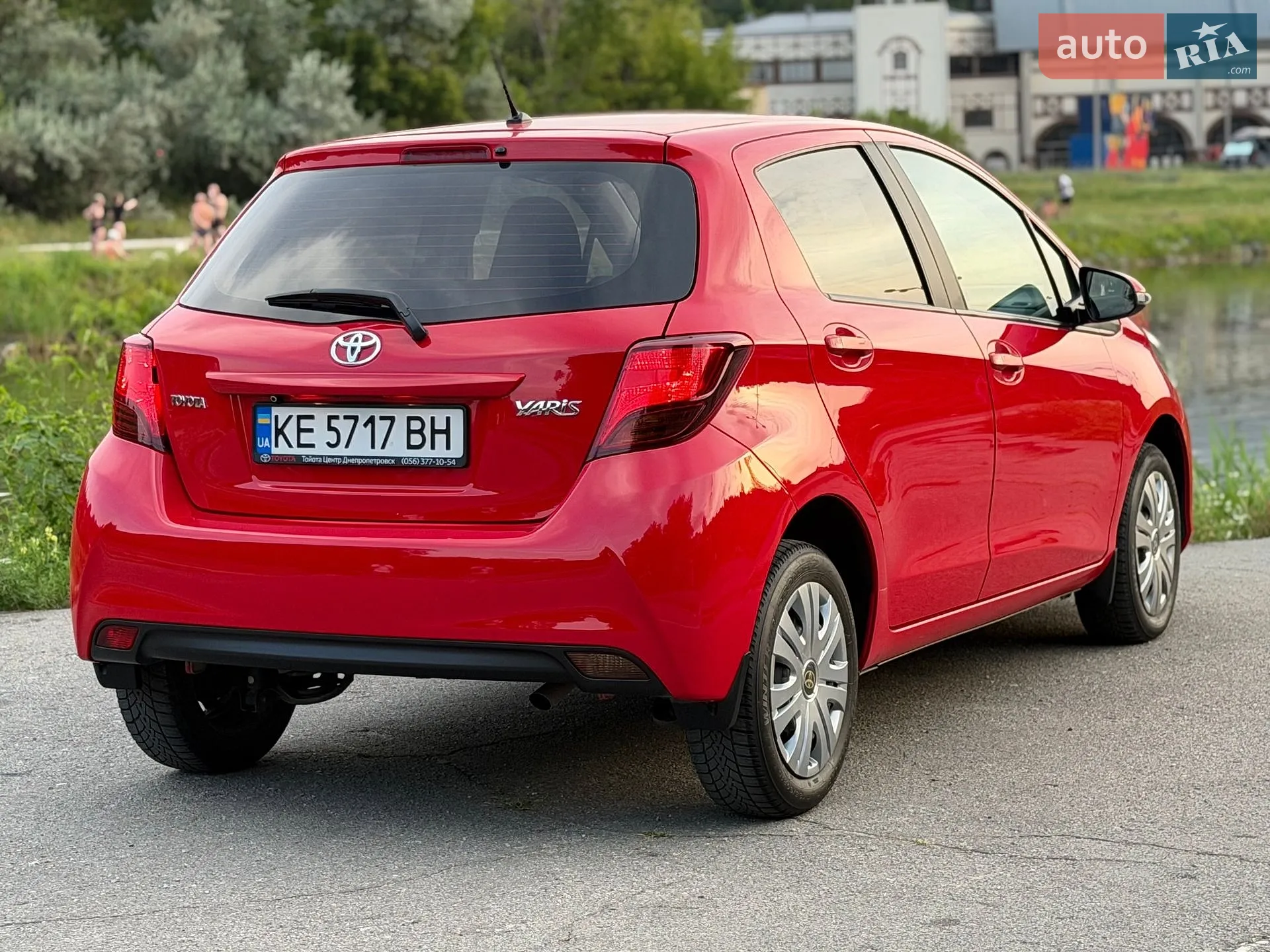 2016 Toyota Yaris - мініатюра 19