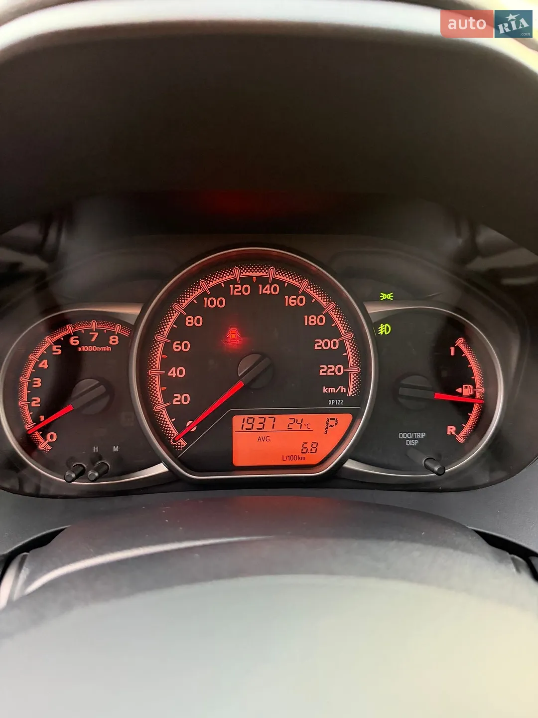 2016 Toyota Yaris - мініатюра 28